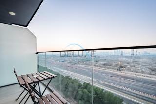 Elegant Studio in Bloom Towers B, JVC by Deluxe Holiday Homes - Dubai - 6