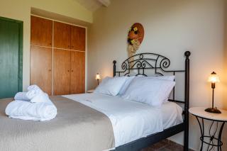 Ilyessa Cottages - Meson Yerakarion - 4