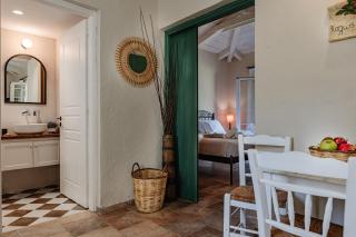 Ilyessa Cottages - Meson Yerakarion - 3