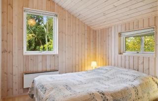 Awesome Home In Rødby With Kitchen - Rødby - 3