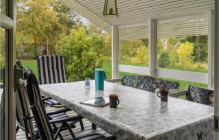 Awesome Home In Rødby With Kitchen - Rødby - 1