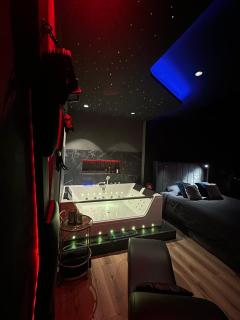 Love Room avec spa - 7