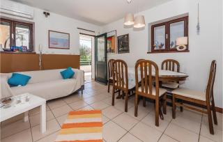Four-Bedroom Holiday Home In Zaboric - Žaborić - 8