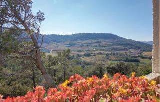 3 Bedroom Gorgeous Home In Pierrerue - Pierrerue - 2