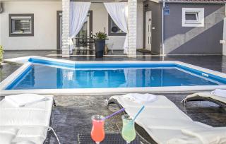 3 Bedroom Amazing Home In Vodice - Vodice - 3