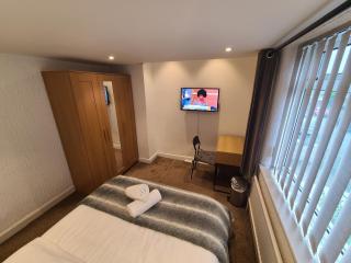 Grand near Etihad Stadium Coop Live - Manchester - 1