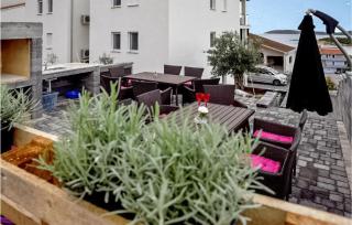 3 Bedroom Nice Apartment In Sibenik - 0