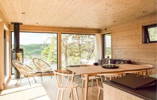 Lovely Home In Risør With Kitchen - Risør - 6