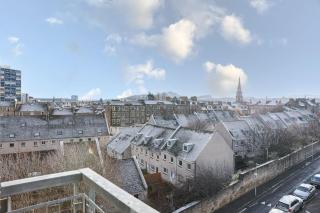 Waterfront Castle View 3 Bed FREE PARKING - 2