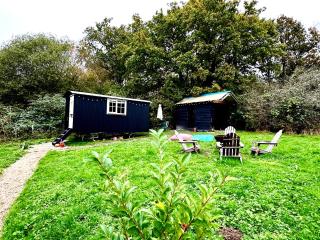 Fallow Coombe Hut, South Downs National Park - 6