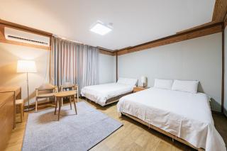 Jeju Miracle Hotel - Jeju - 5