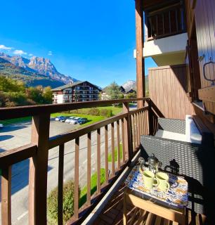 Le coin cosy des 4 têtes - balcon - Netflix - Sallanches - 6