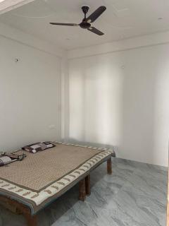 Shivsatwik homestay - Varanasi - 3