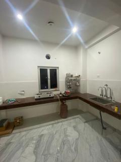 Shivsatwik homestay - Varanasi - 1