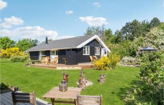 Three-Bedroom Holiday Home In Asnas - Asnæs - 1