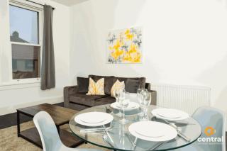 Central Serviced Apartments - 2 Bedroom - Modern - Sleeps 4 - 2 x Double Beds - Free Street Parking - Fully Equipped - Short & Long Term Stays Available - Contact Us for your Requirements - Dundee - 8