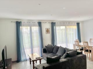 La maison Auxoise de 8 personnes - - 0
