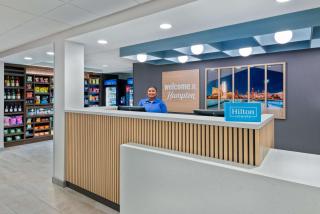 Hampton Inn & Suites Cleveland-Beachwood - Beachwood - 5