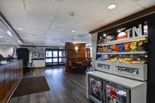 Hampton Inn Memphis Poplar - Memphis - 1