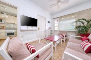 Casa Albi - Shared Pool with BBQ By Lanzarote Vacation Homes - 5