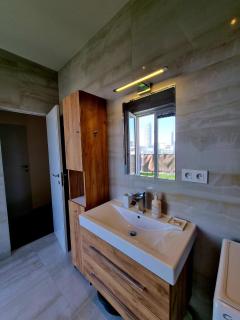 Premium Old Town Huge terasse Apartment near Eurovea with amaznig view - Bratislava - 4