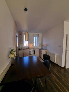 Premium Old Town Huge terasse Apartment near Eurovea with amaznig view - Bratislava - 8