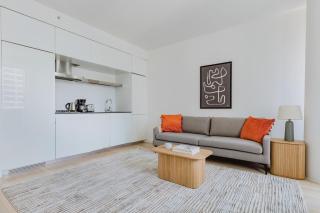 Blueground Midtown gym wd ac nr Rock Ctr NYC-1536 - 8