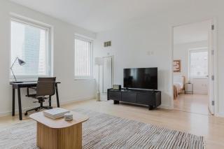 Blueground Midtown gym wd ac nr Rock Ctr NYC-1536 - 7