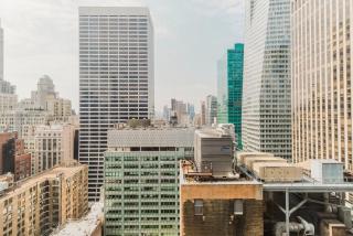 Blueground Midtown gym wd ac nr Rock Ctr NYC-1536 - 5