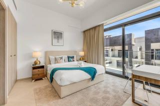Waves - Spacious 1BR with Balcony in JVC - Dubai - 9