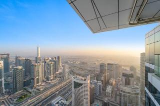 FIRST CLASS Dubai Marina 2BR with City Views, Balcony, Pool, Gym & Parking - Dubai - 5