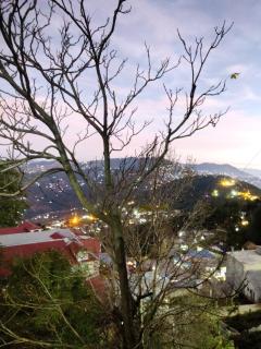 Al-Qamar Hotel Murree - Murree - 1