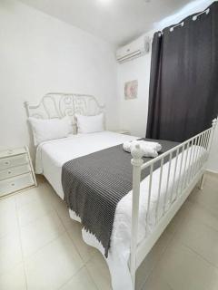 Cozy Little Spot! 2BR, 1st Level, Near Airport - Punta Cana - 4