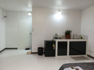 Popular Muang Thong Thani Condo, Building 9, Floor 8, Room 13 - Pak Kret - 2