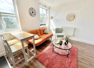 Charming 2-Bed Flat Sleep 4- Great for families and contractors! - Southampton - 1