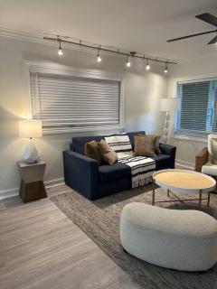 Coastal waterfront apartment! - 0