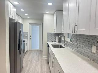 Coastal waterfront apartment! - 1