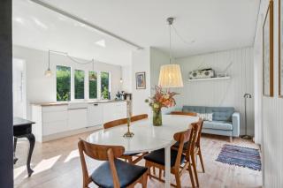 Stunning Home In Ebeltoft With 5 Bedrooms And Internet - Ebeltoft - 4