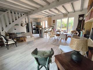 Villa landaise avec studio indépendant, proche bassin, commerces et plages - 8 pers., jardin, WiFi - FR-1-736-29 - Lège-Cap-Ferret - 8