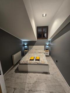 Apartament w Centrum z Jacuzzi, prywatny parking, klimatyzacja 4 - Radom - 6