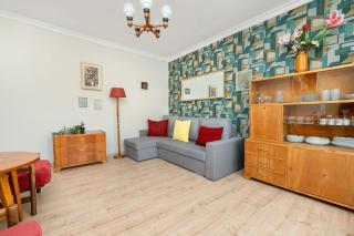 Wyjątkowy Apartament w Stylu Vintage z Balkonem by Noclegi Renters - Łódź - 2