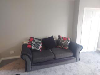 3 bedroom terraced house - 2