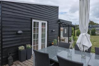 Beautifully Modernized And Well-Appointed Holiday Home Near Ebeltoft - Ebeltoft - 3
