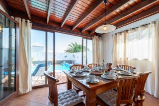 Utopia, villa 4 bedrooms close to old town, heated pool with complete privacy - Playa Blanca - 1