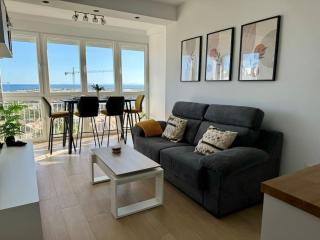 Cozy apartment with port view - 8