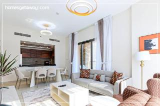 Bright and Spacious 2BR with Maids Room - Dubai - 2