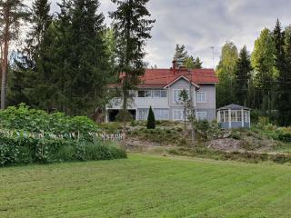 RoseGarden - art&nature - talo luonnossa - Espoo - 5