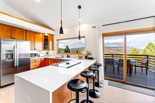 Epic Views - Hot Tub - Starlink Internet - Dogs OK - 5