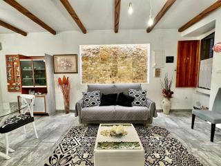 Luxury Centre, Cagliari, Sardegna by Home&Experience - Cagliari - 0