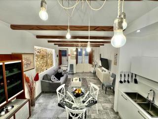 Luxury Centre, Cagliari, Sardegna by Home&Experience - Cagliari - 1